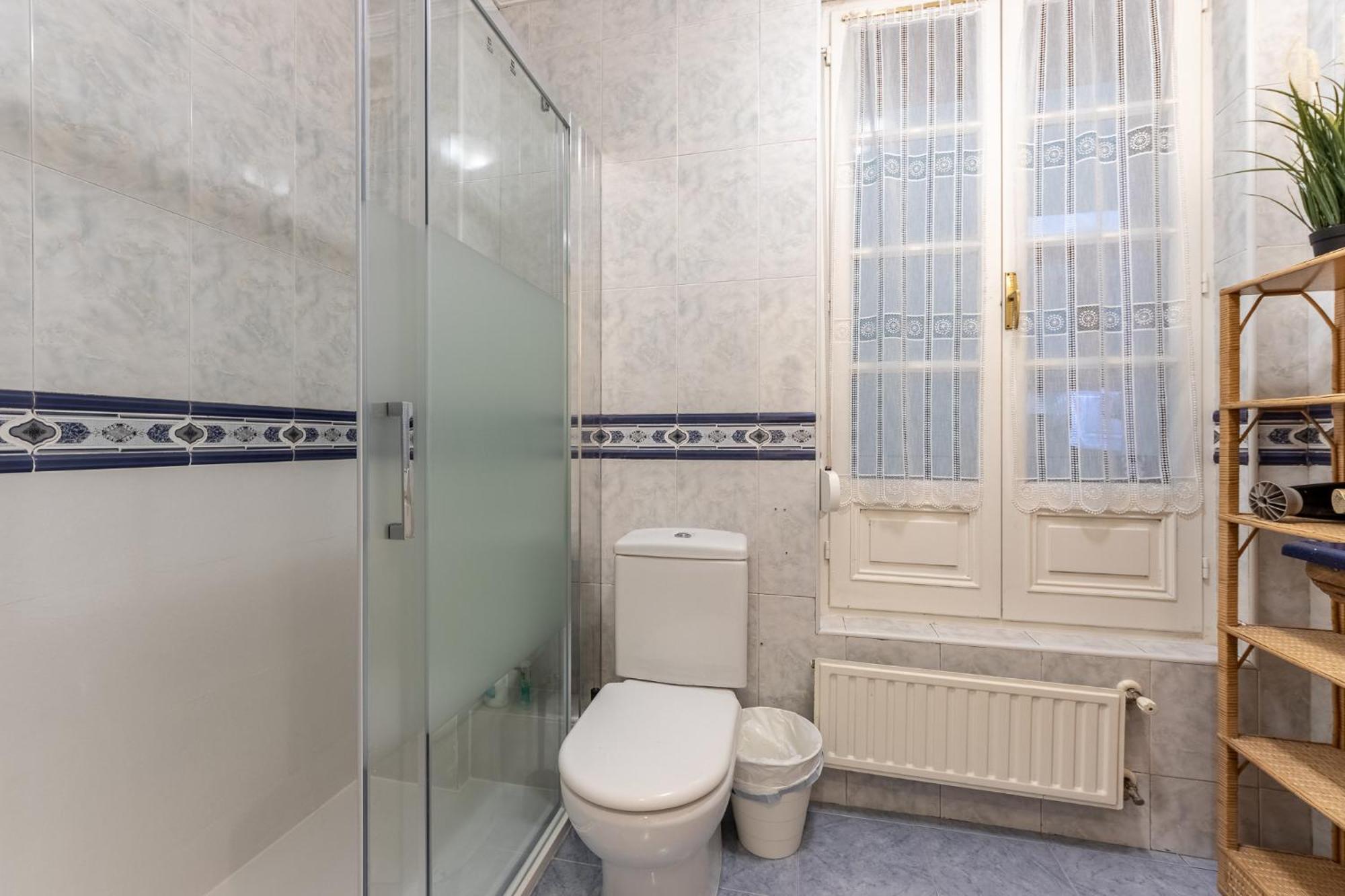Apartamento Centrico Casco Viejo Bilbao Luaran gambar